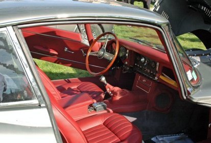 E-type 2+2 intérieur