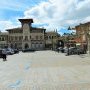 Arrivée à VILLEMUR, place de la Mairie