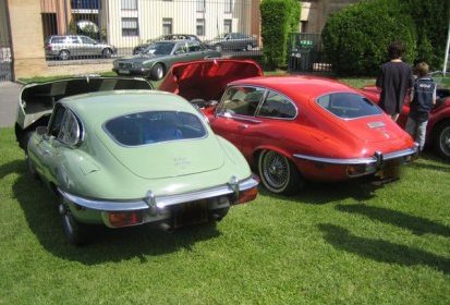 2 E-types : Coupé S2 & Coupé S3 V12